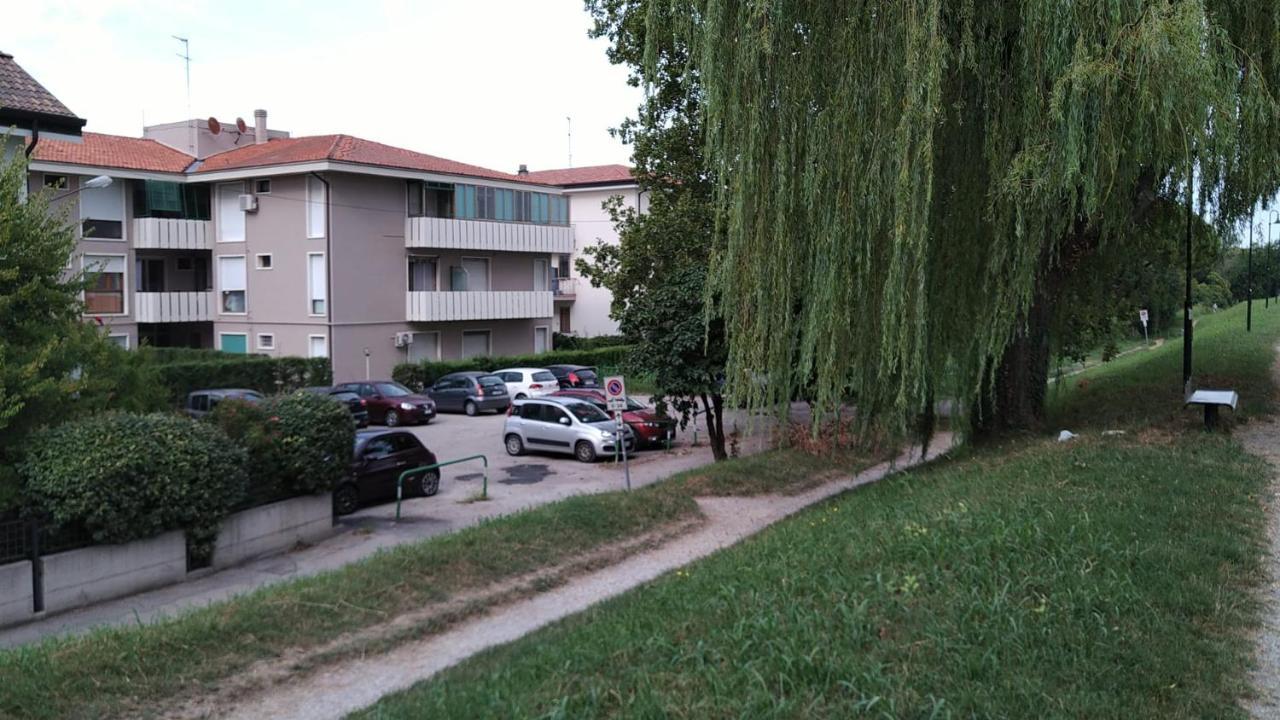 Vicino Al Prato Della Valle Intero Appartamento Parcheggio Facile Di Fronte Padova Eksteriør billede